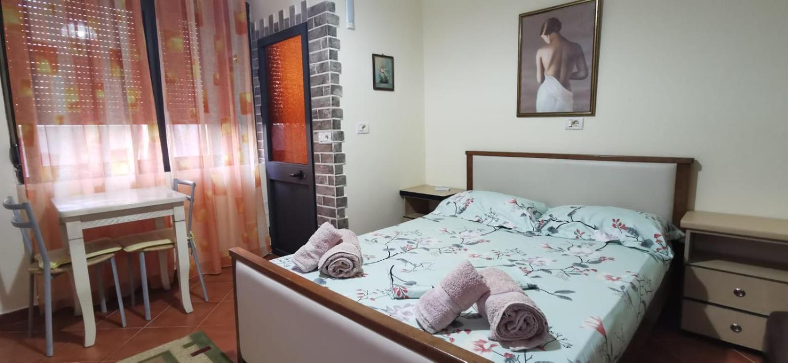 Lovely 12345 Apartment *